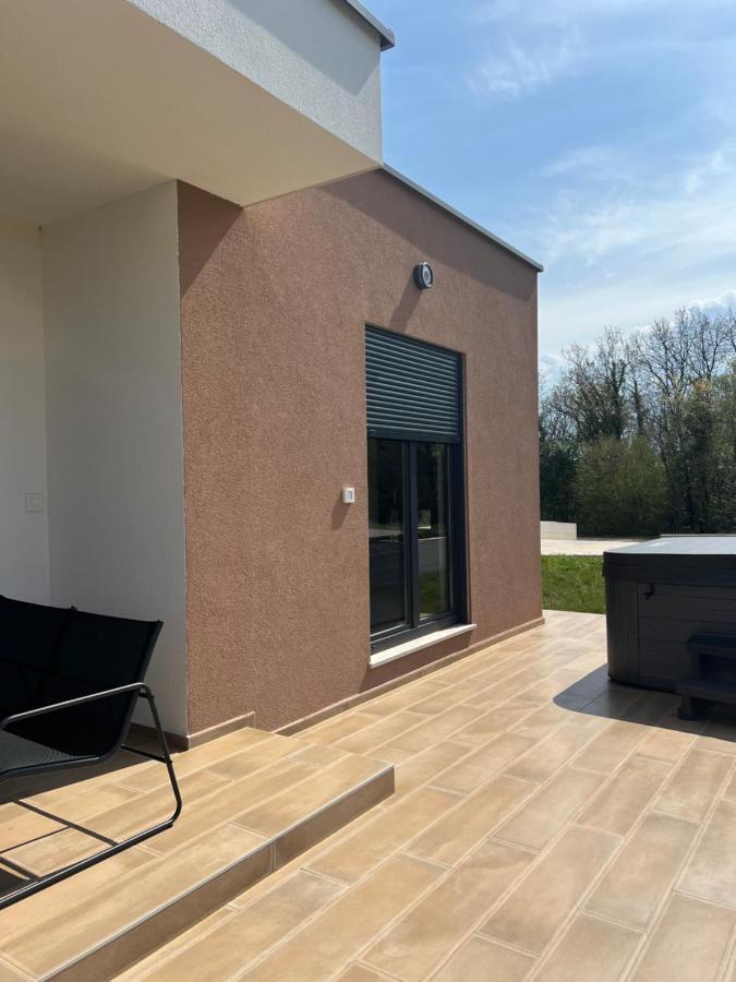 Modern Home Ula Brtonigla Exterior foto
